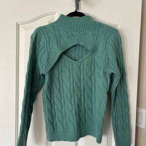 Cozy Cable-Knit Turtleneck Sweater in Teal Green